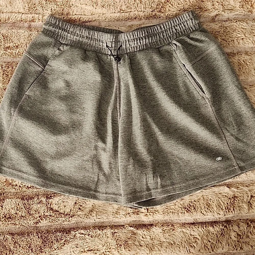 BUNDLE OF SHORTS - Picture 4 of 7